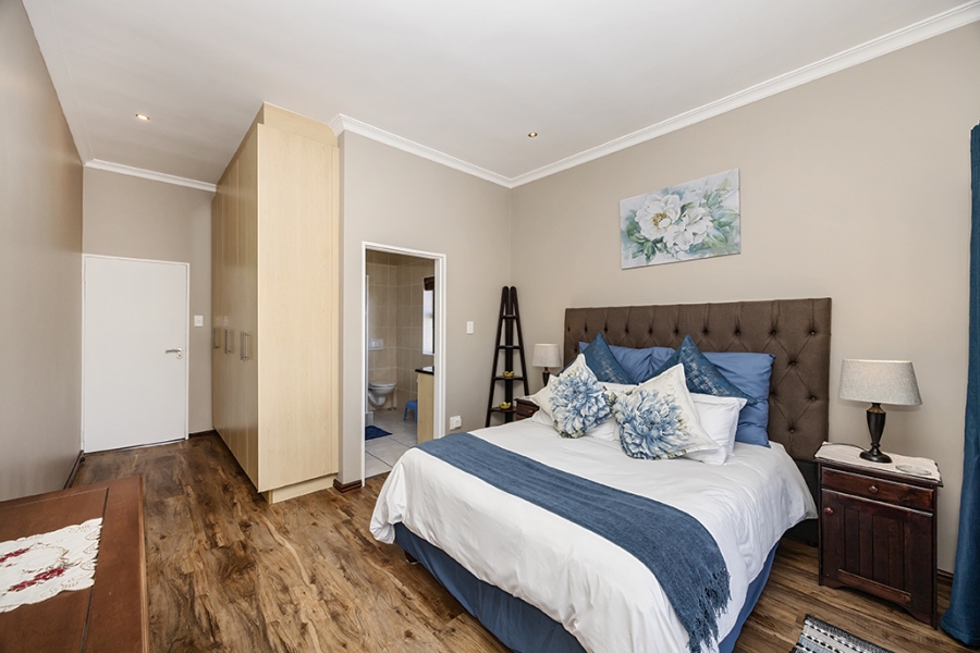 To Let 2 Bedroom Property for Rent in Big Bay Western Cape